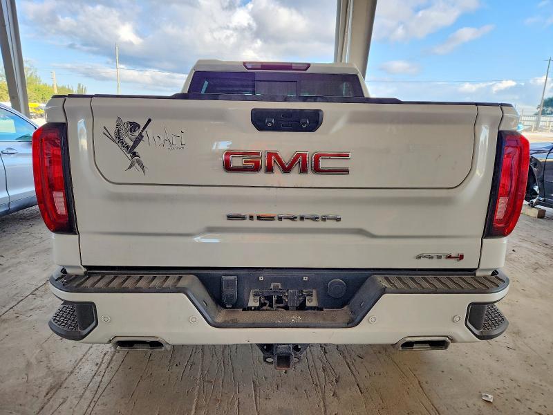 2023 GMC Sierra K1500 AT4