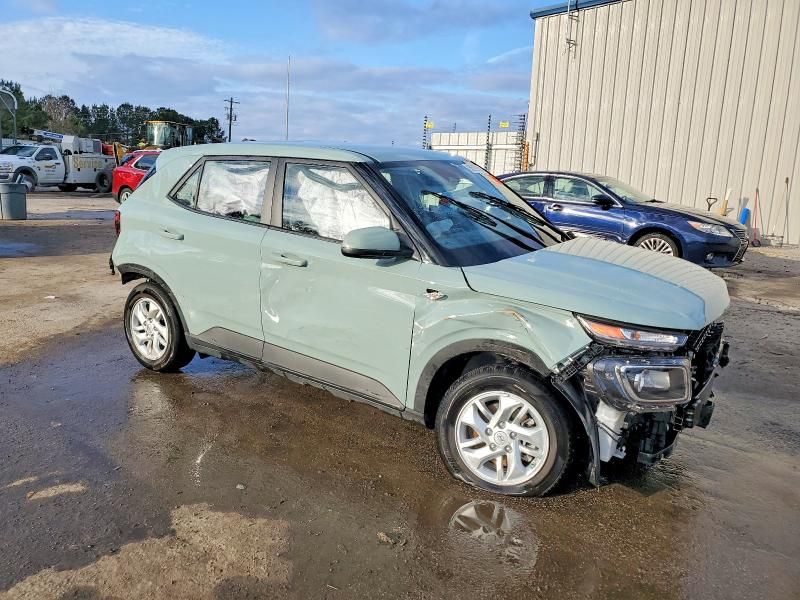 2025 Hyundai Venue se