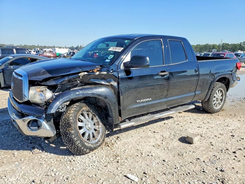 2011 Toyota Tundra Double cab SR5