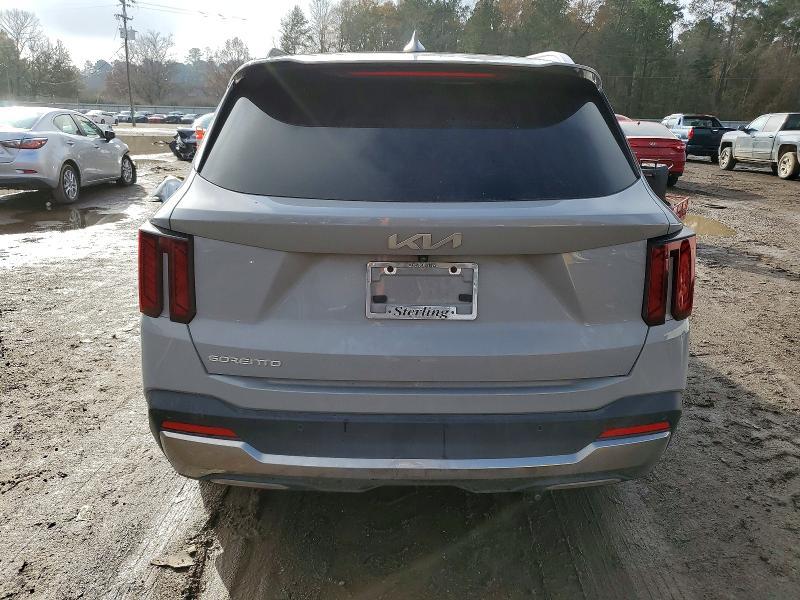 2025 KIA Sorento s