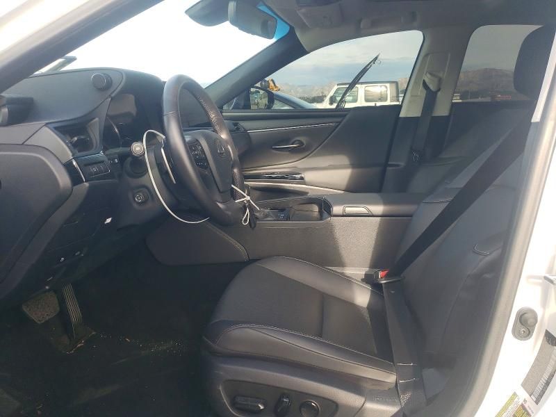 2025 Lexus Es 300h Base