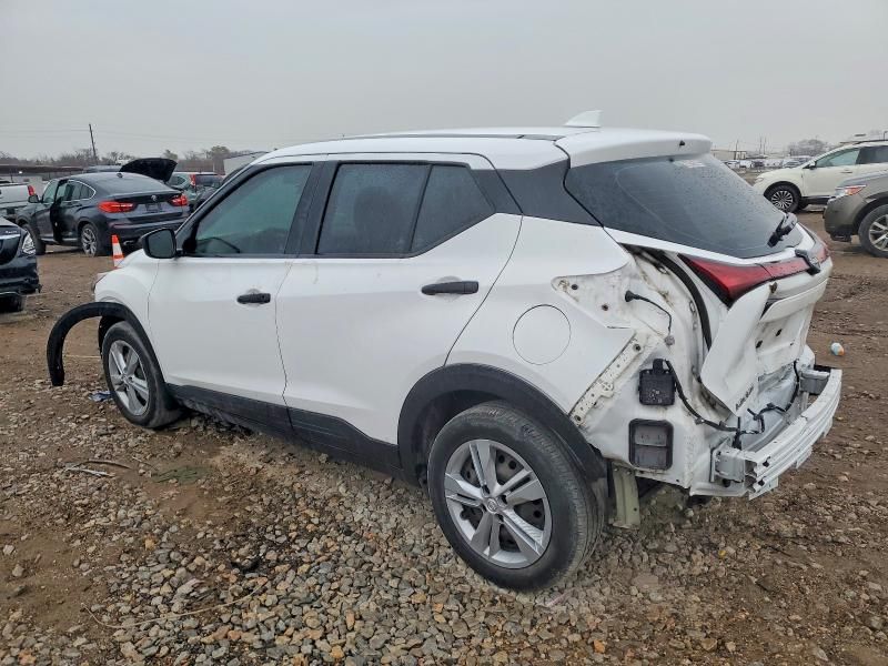2022 Nissan Kicks s