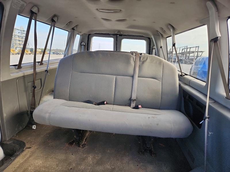 2009 Ford Econoline E350 Super Duty Wagon