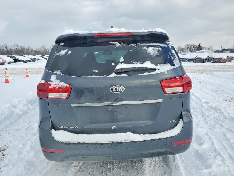 2016 KIA Sedona lx