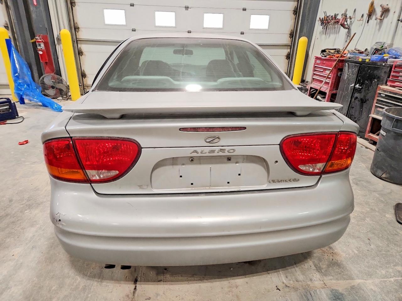 2004 Oldsmobile Alero gl