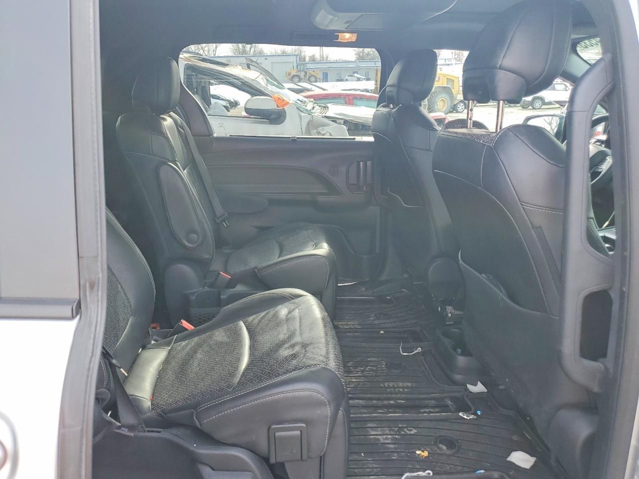 2023 Toyota Sienna xse