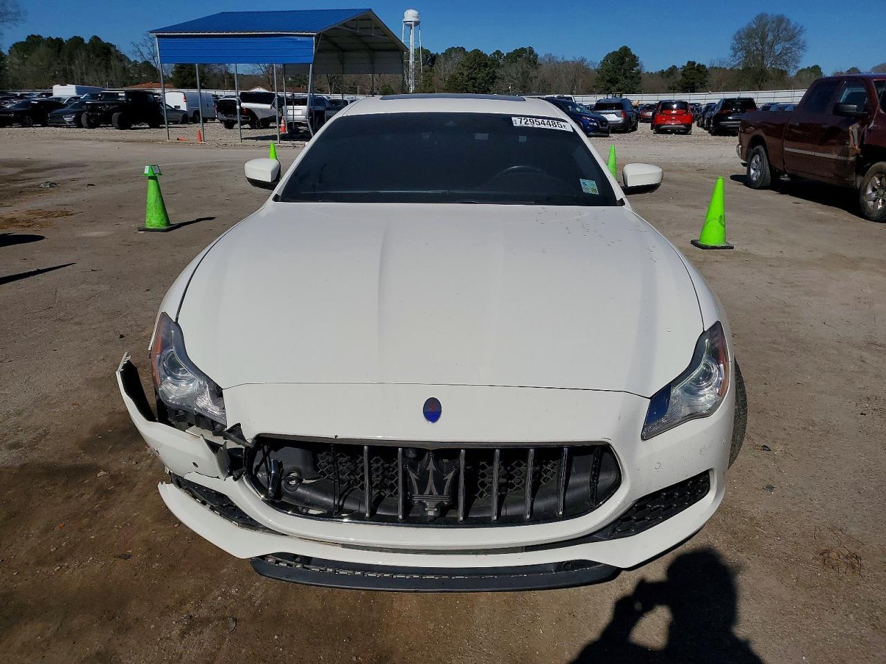 2017 Maserati Quattroporte s