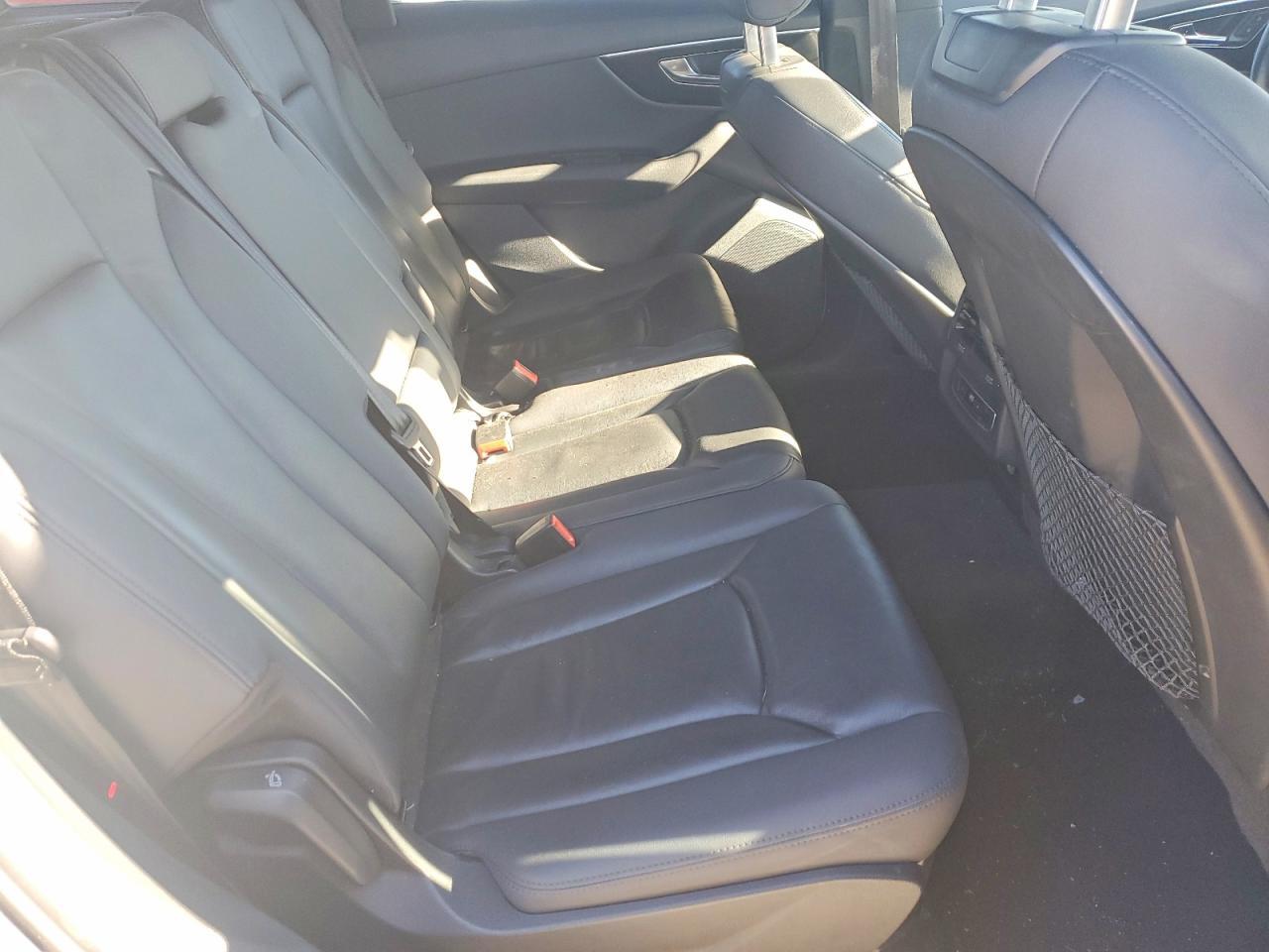 2022 Audi Q7 Premium