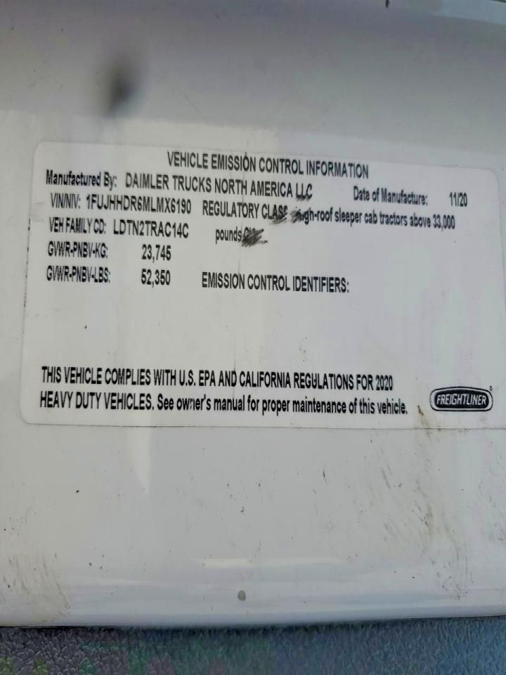 2021 Freightliner Cascadia 126 Semi Truck