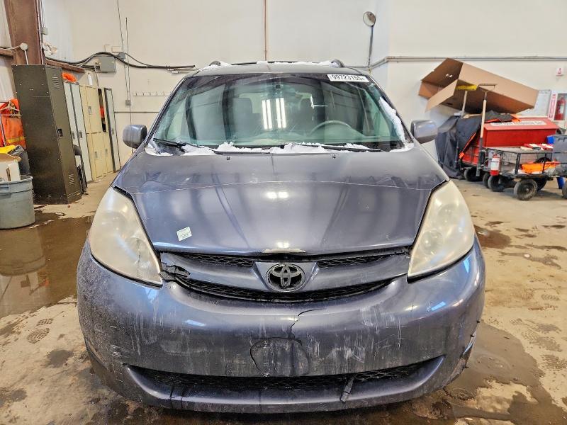 2007 Toyota Sienna le