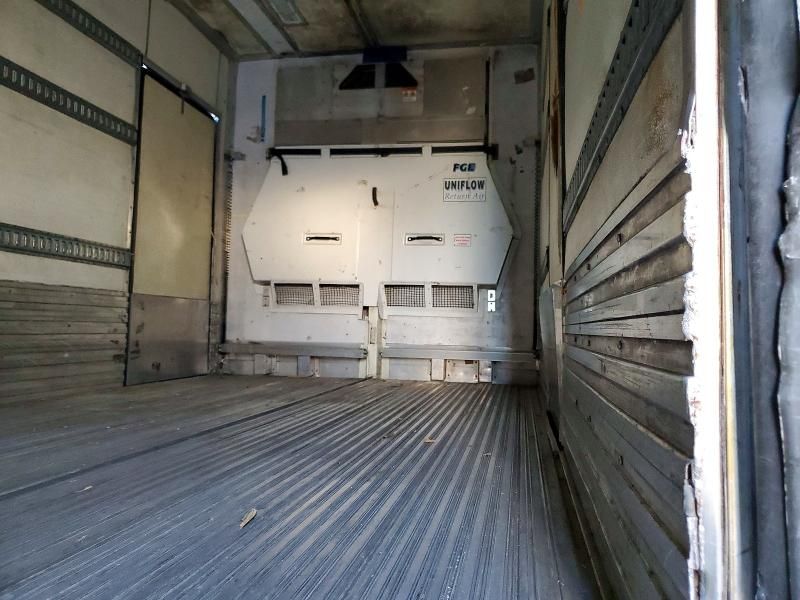 2013 Utility Refrigerated Van Trailer