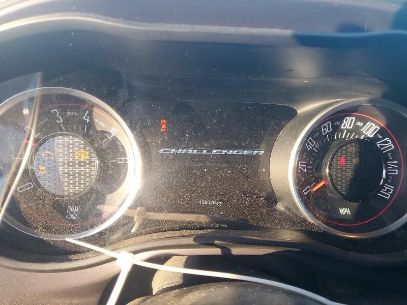 2016 Dodge Challenger sxt