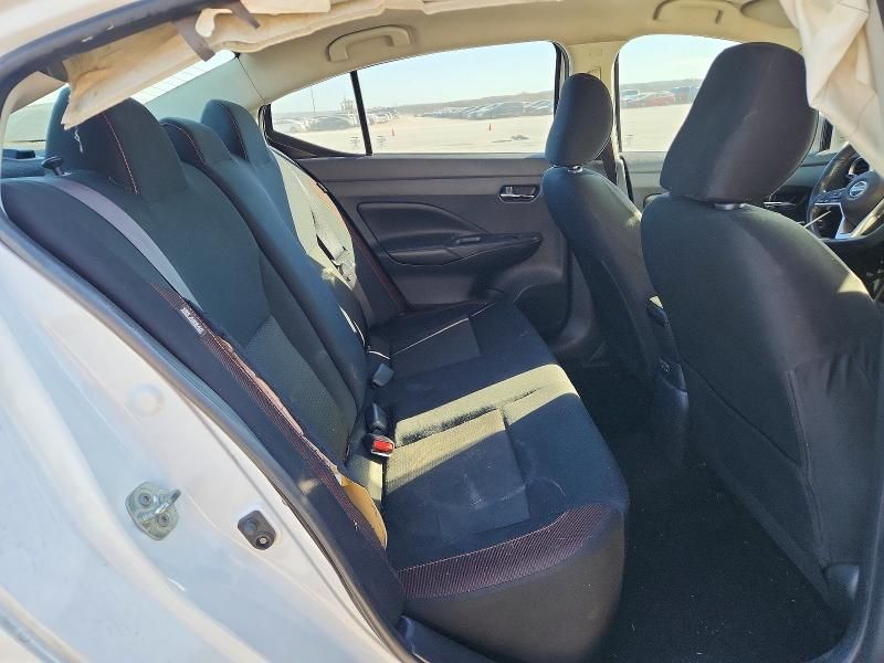 2020 Nissan Versa sr