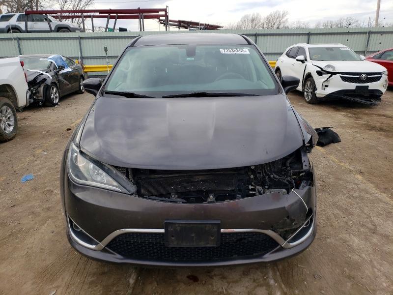 2018 Chrysler Pacifica Touring Plus