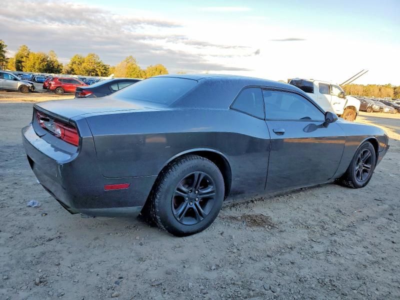 2013 Dodge Challenger sxt