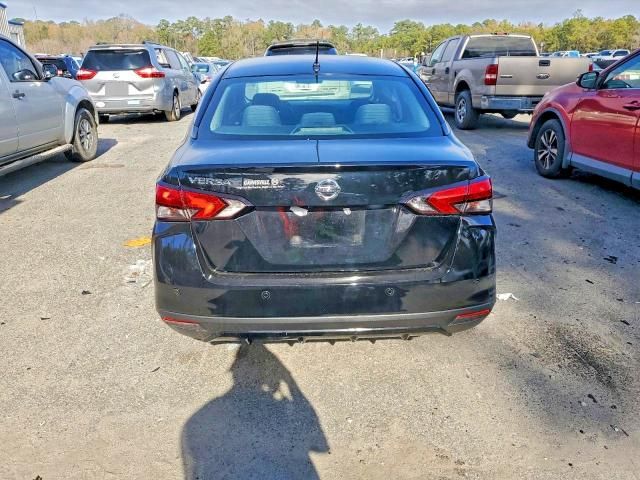 2020 Nissan Versa s
