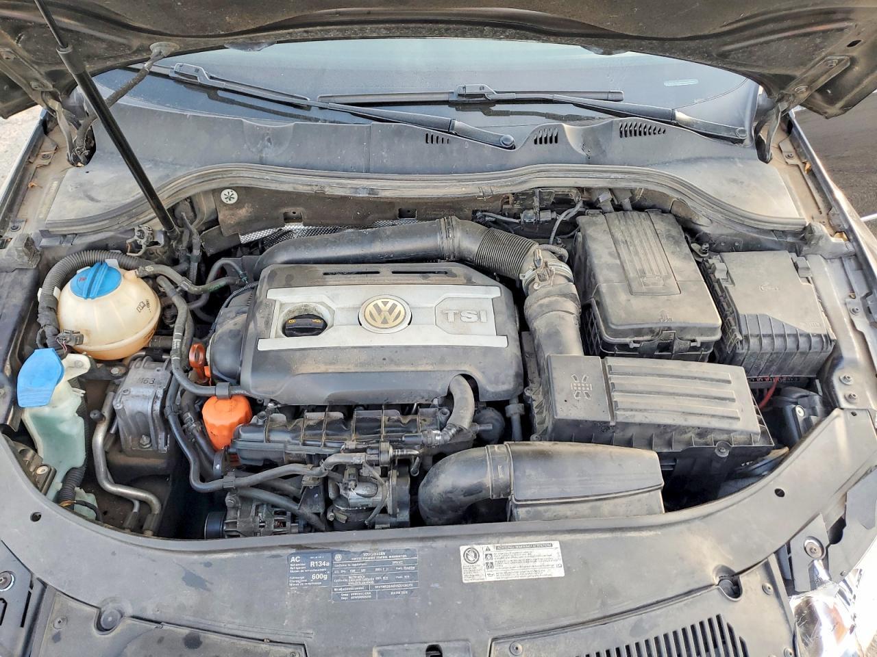 2010 Volkswagen Passat Komfort