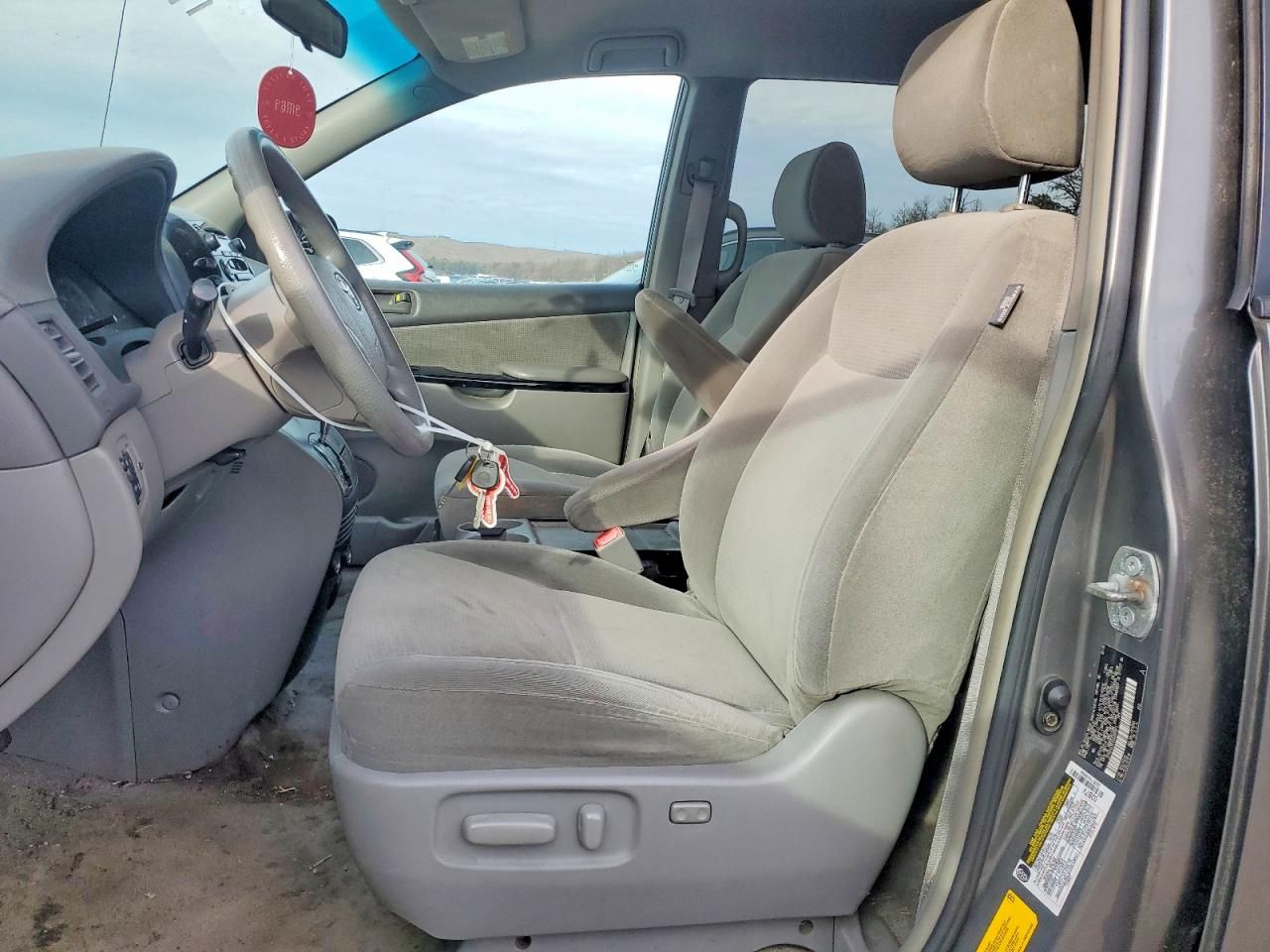 2005 Toyota Sienna