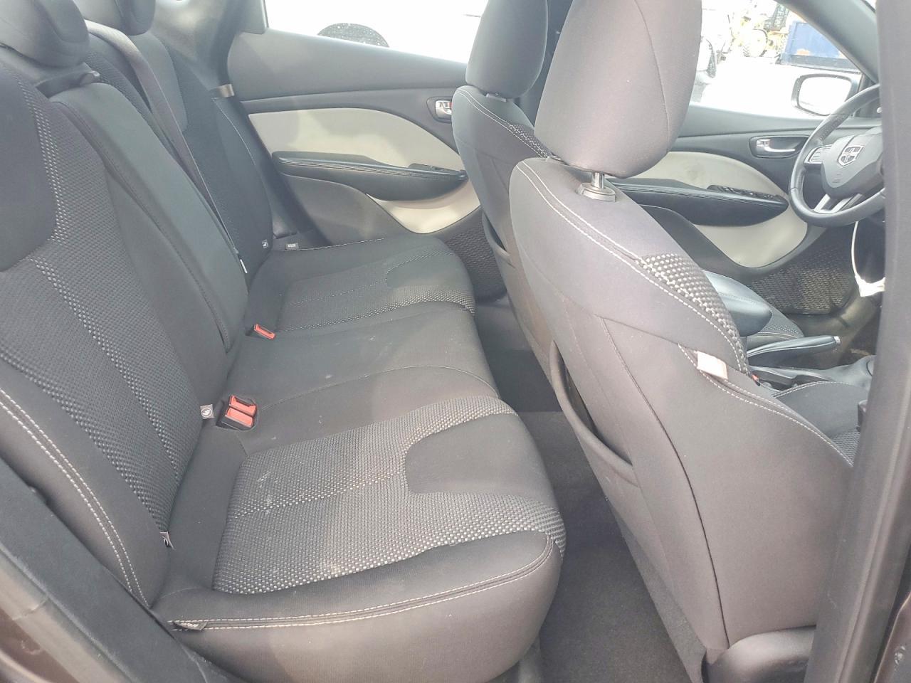 2016 Dodge Dart sxt