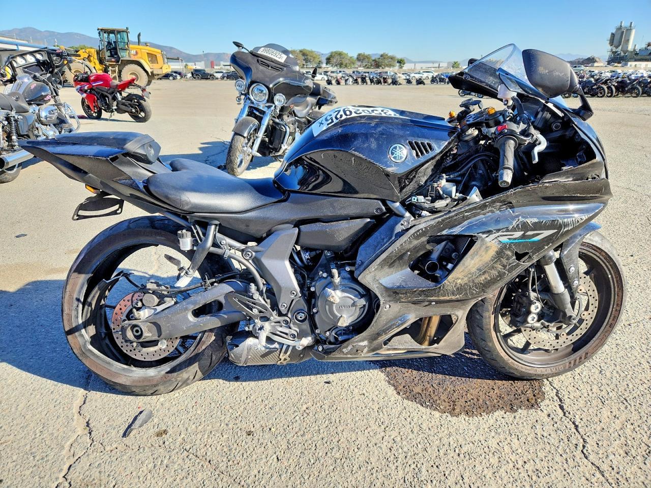 2023 Yamaha YZFR7