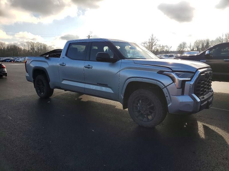 2023 Toyota Tundra Crewmax SR5