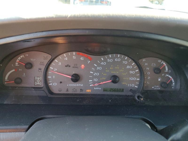 2004 Toyota Sequoia Limited