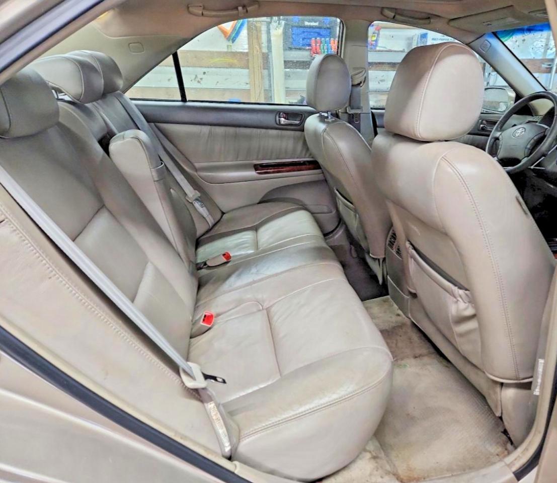 2005 Toyota Camry xle V6