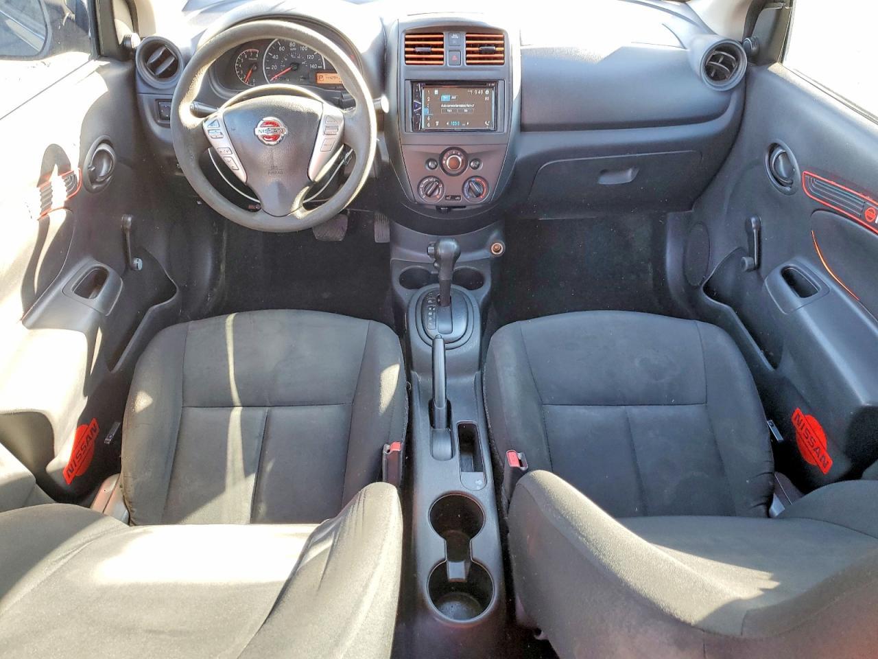 2017 Niss Versa 1.6 s Plus