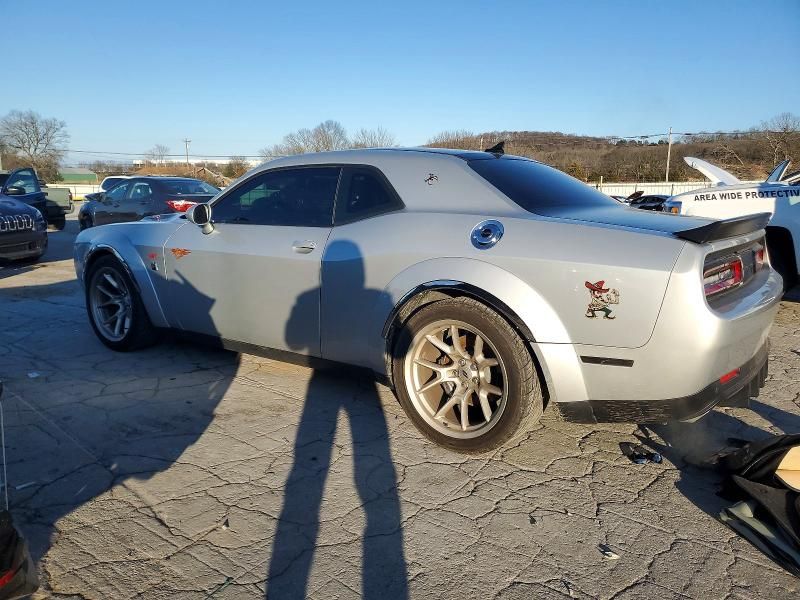 2020 Dodge Challenger r