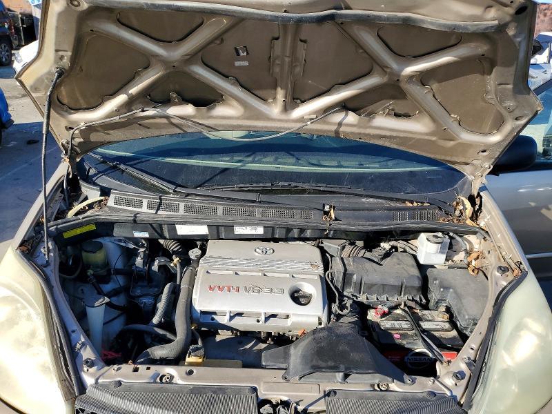 2004 Toyota Sienna ce