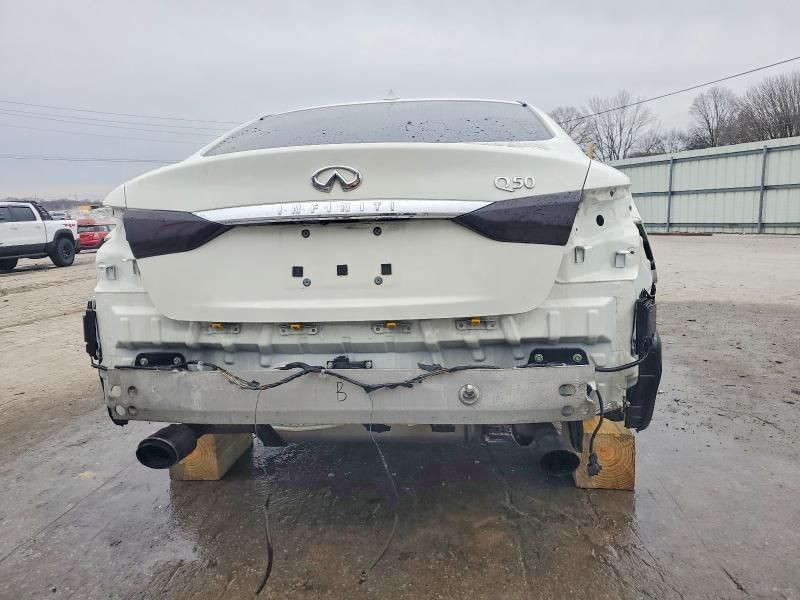 2021 Infiniti Q50 Luxe