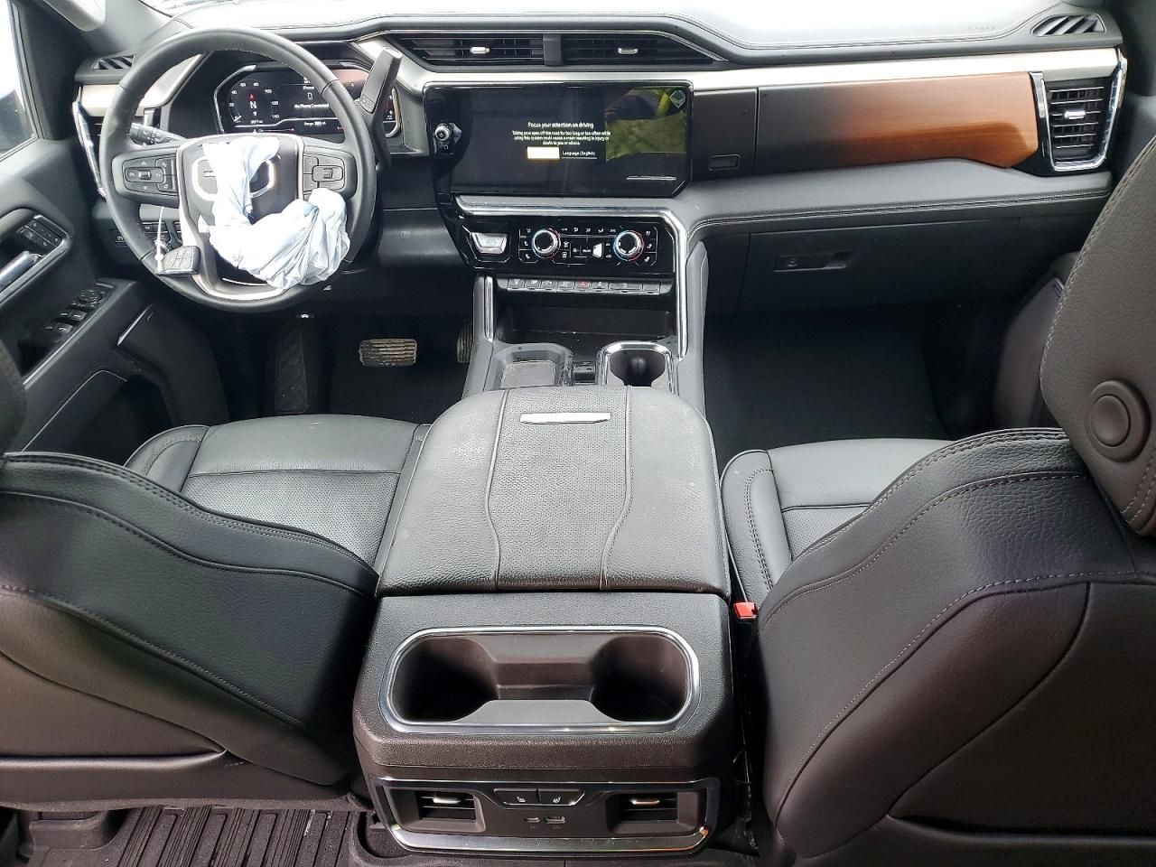 2025 GMC Sierra K3500 Denali