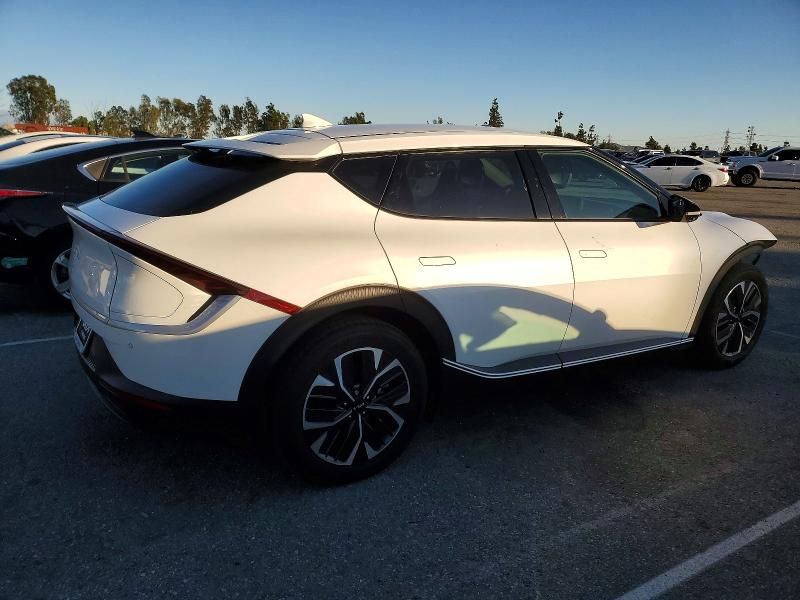 2024 KIA EV6 Light
