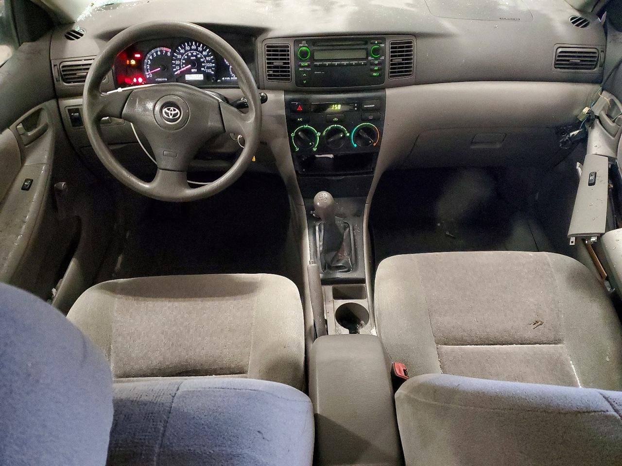 2004 Toyota Corolla ce