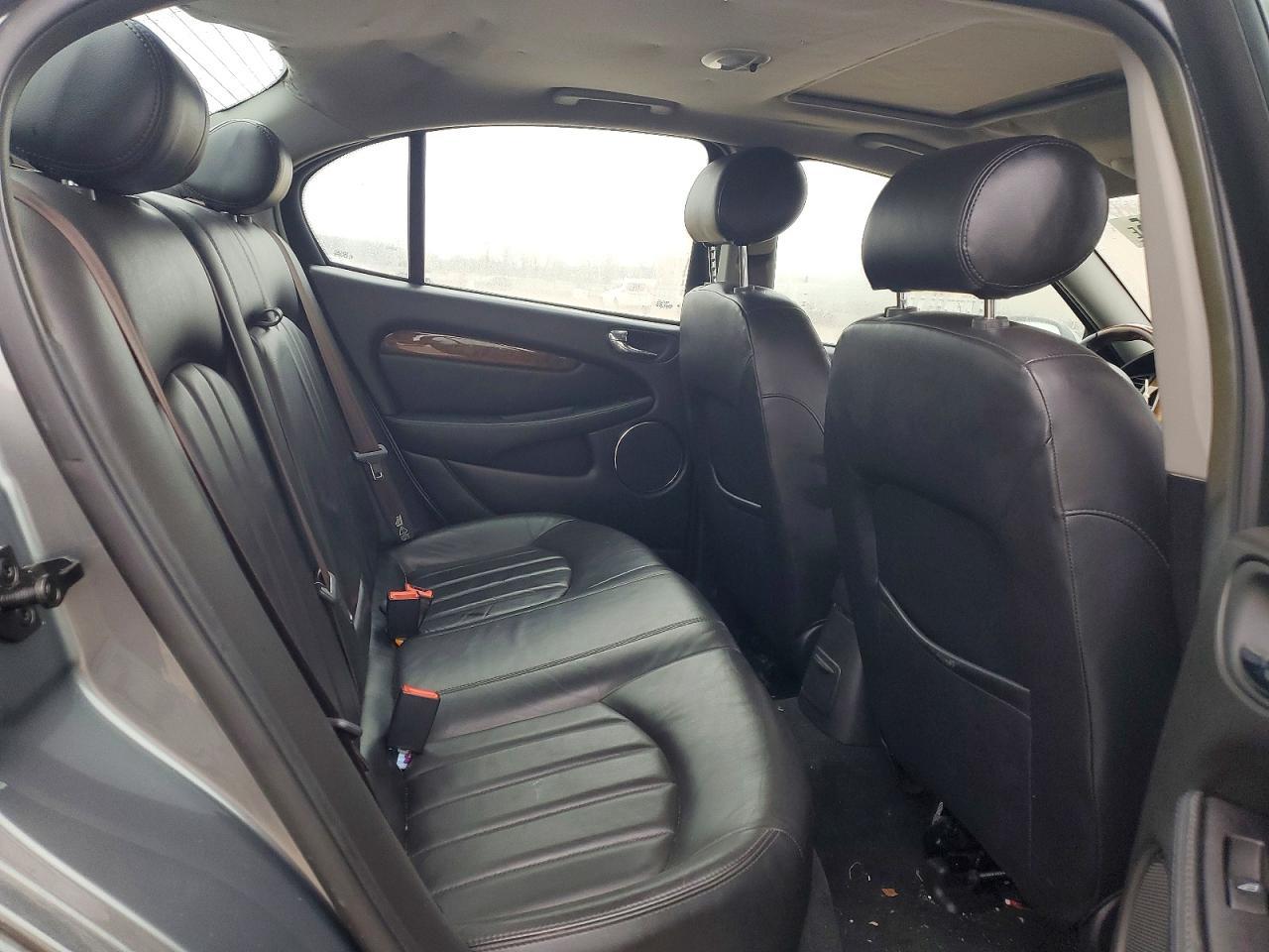 2003 Jaguar X-type 2.5
