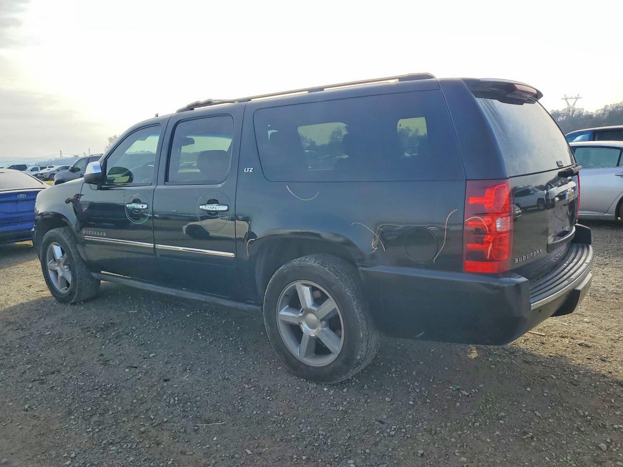 2011 Chevrolet Suburban K1500 ltz