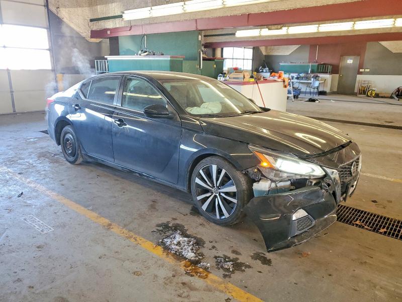 2019 Nissan Altima sr