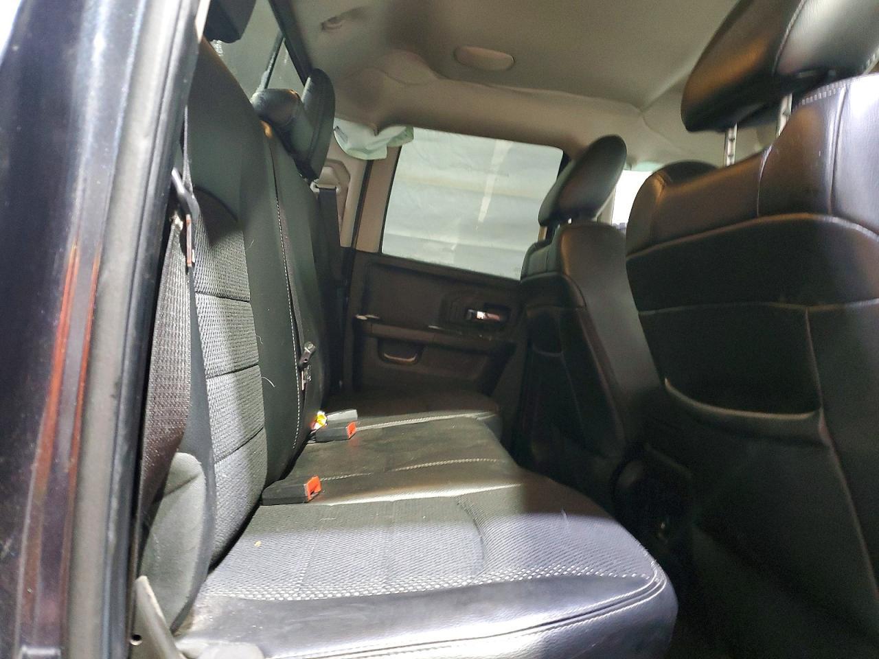 2013 Dodge Ram 1500 Sport