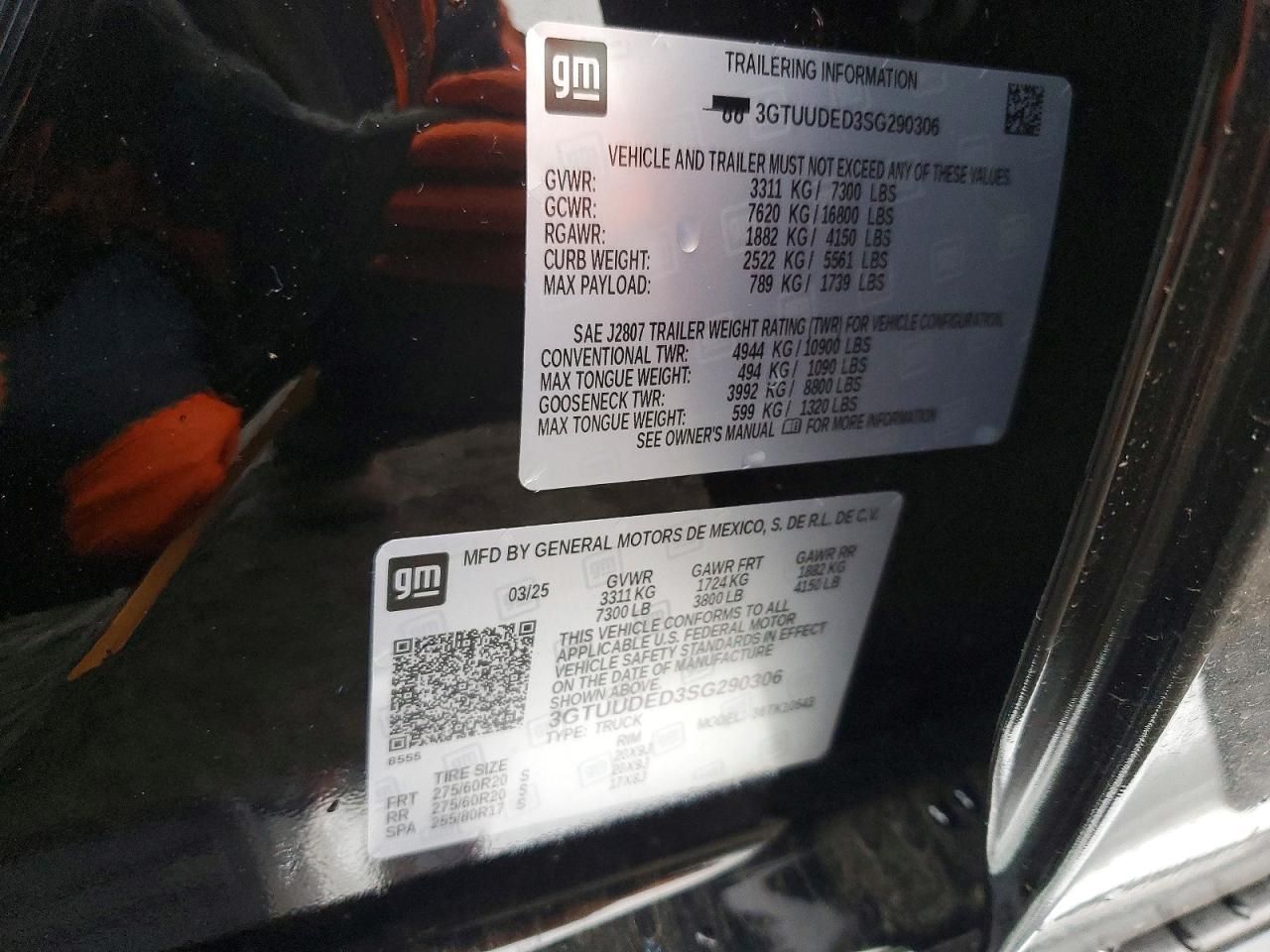 2025 GMC Sierra K1500 slt