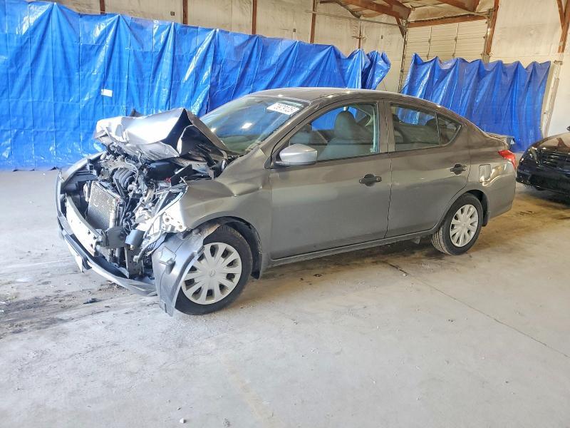 2018 Nissan Versa s