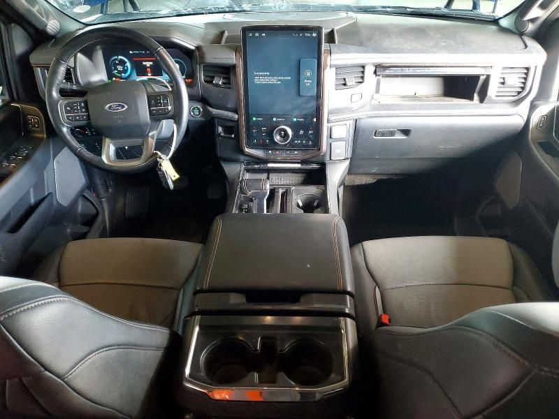 2022 Ford F150 Lightning pro