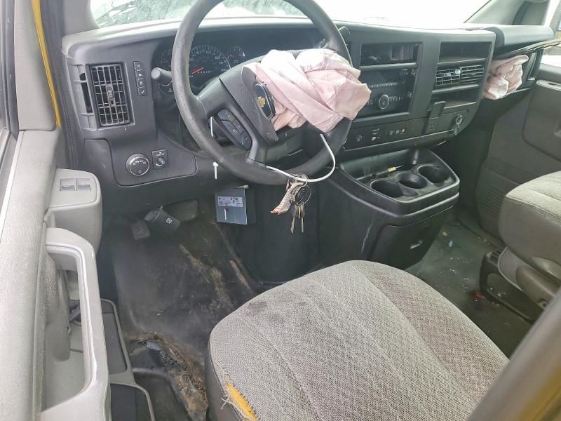 2021 Chevrolet Express G2500