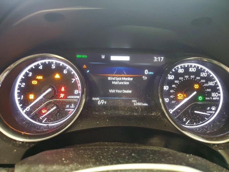 2020 Toyota Camry xle