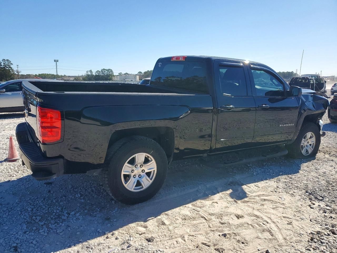 2018 Chevrolet Silverado C1500 lt