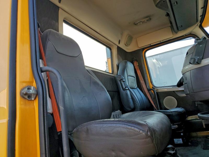 2016 Volvo VNL Semi Truck