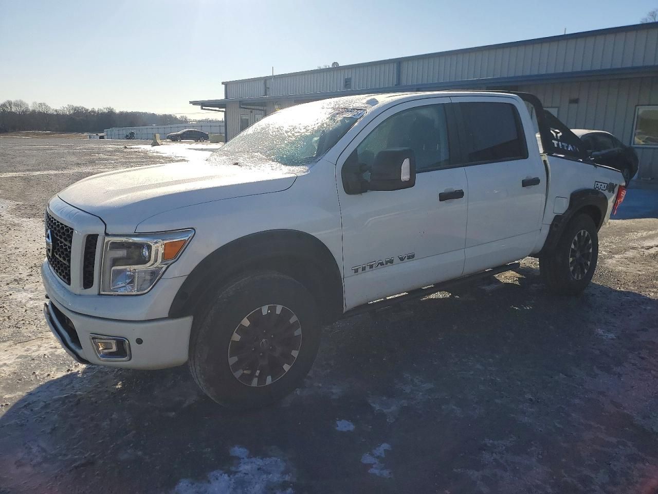 2019 Nissan Titan sv