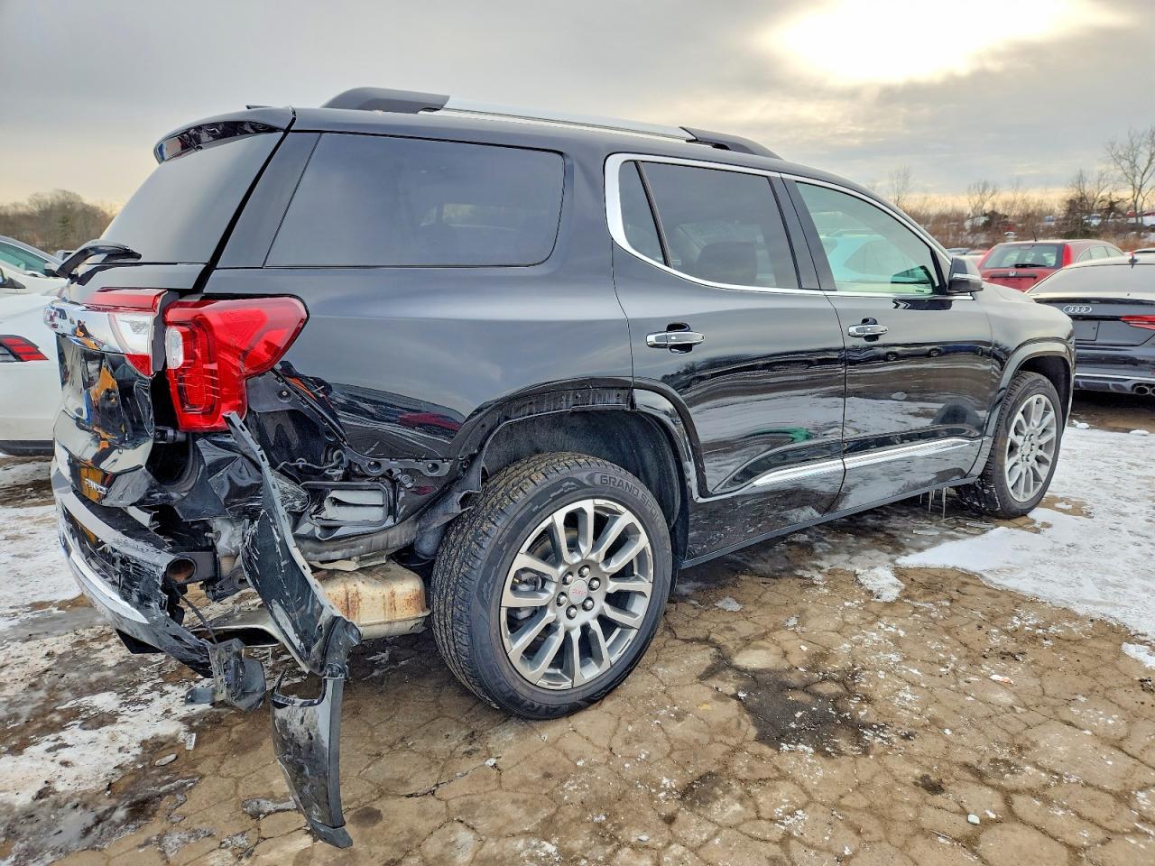 2022 GMC Acadia Denali