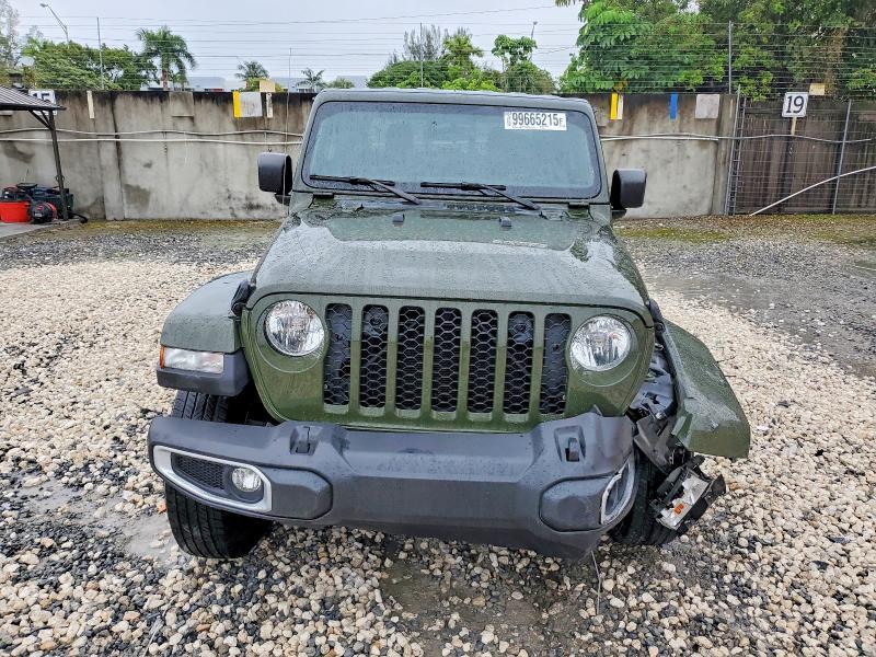 2022 Jeep Gladiator Sport