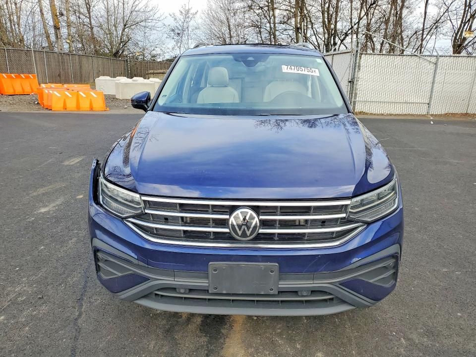 2022 Volkswagen Tiguan se