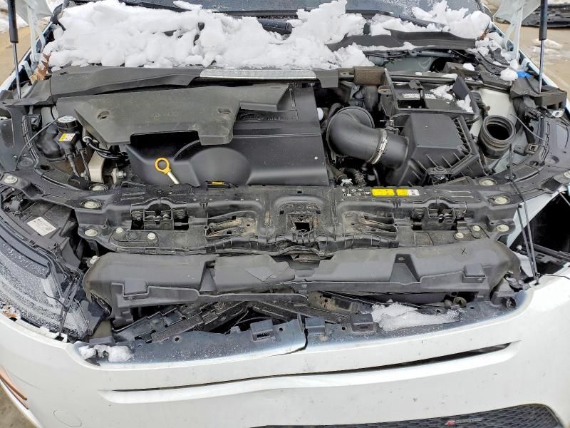 2022 Land Rover Range Rover Evoque R-dynamic s